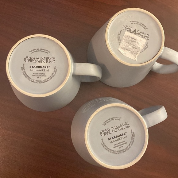 STARBUCKS 2019 Embossed SIREN Mermaid GRANDE GREY 16 OZ Coffee/Tea MUG - Picture 7 of 8